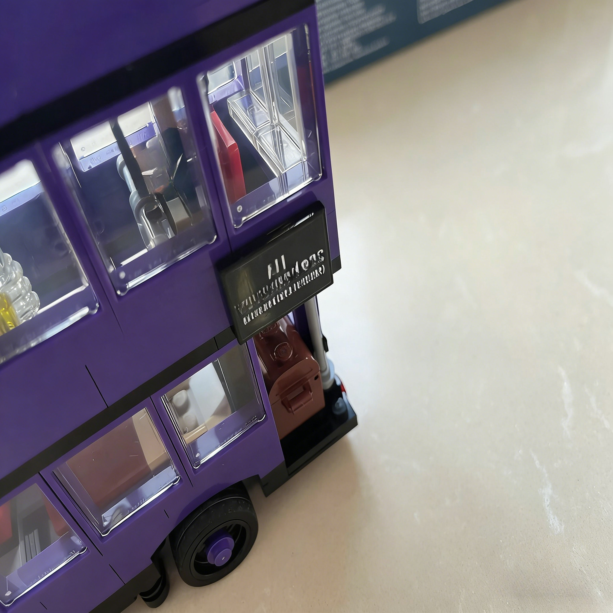 Crazy Travel Bus Model 75957   - مراجعة Lego Building Blocks وسعره