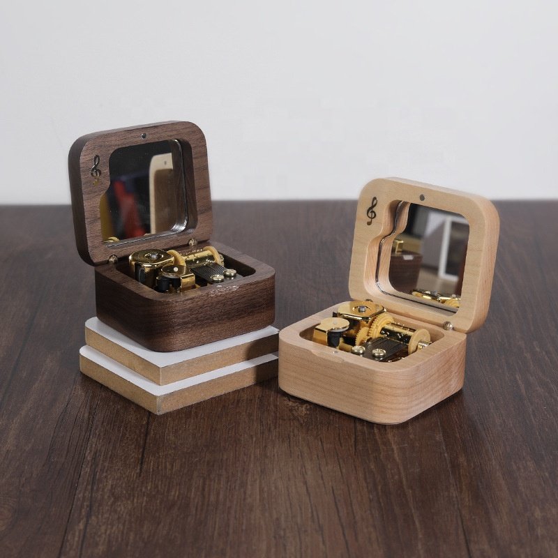 Natural Wooden Music Box Gold- - مراجعة Kids Toys Manufacturers وسعره